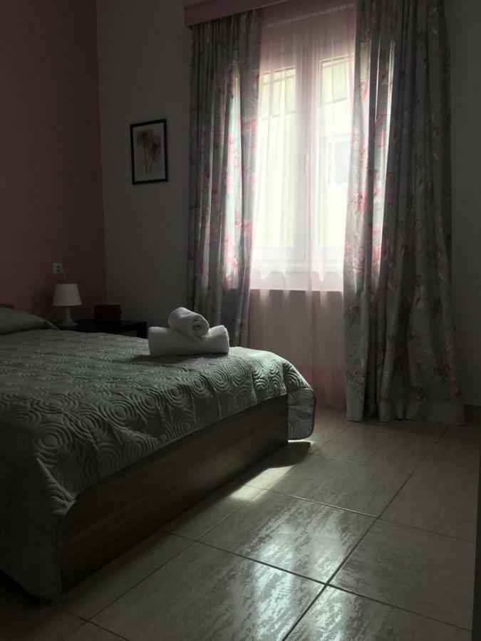 Chung cư 70 m² 1 phòng ngủ, 1 phòng tắm riêng ở Heraklion Ngoại thất bức ảnh